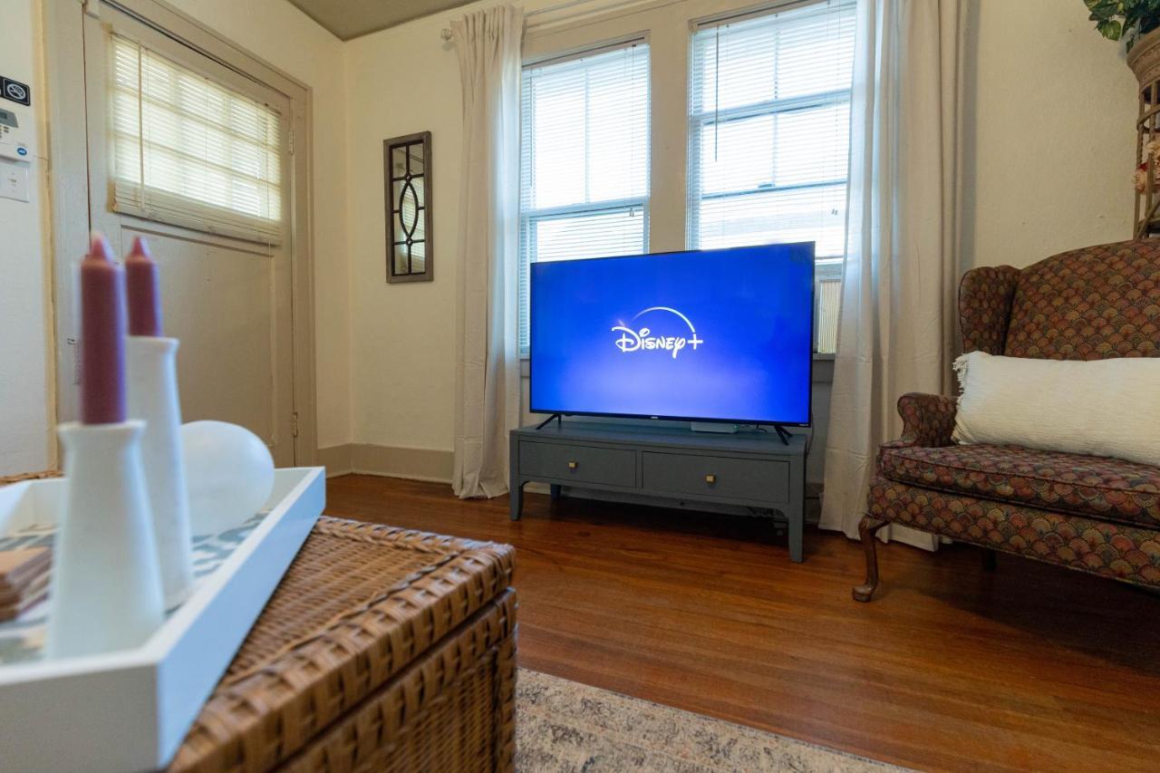 Historic Revival Midtown Memphis Duplex 64 Yes Pets Fast Wifi Free Parking Villa Exterior photo