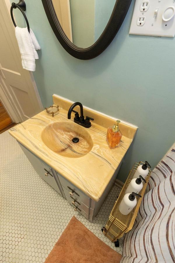 Historic Revival Midtown Memphis Duplex 64 Yes Pets Fast Wifi Free Parking Villa Exterior photo